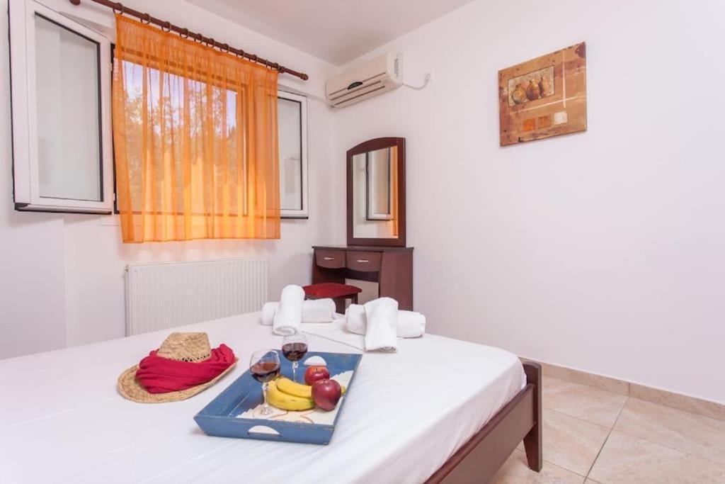 Cozy Apartments In City'S Suburbs Lefkáda 외부 사진