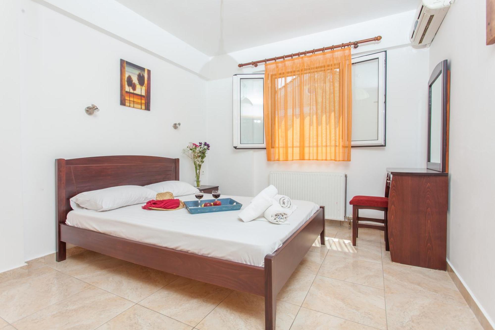 Cozy Apartments In City'S Suburbs Lefkáda 외부 사진